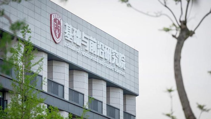 成都电子元件批发市场：开关电源配件的选购要点揭秘